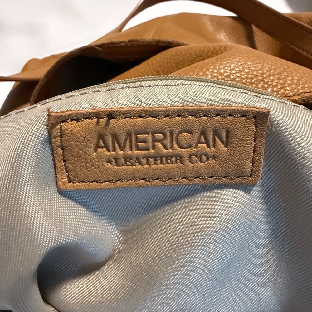 American Leather Co Classic Tan Leather Shoulder Tote - Picture 4 of 7